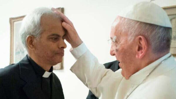Tom Uzhunnalil y Papa Francisco