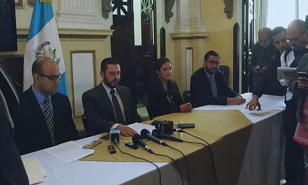 Guatemala prohíbe el activismo abortista