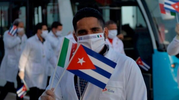 médicos cubanos